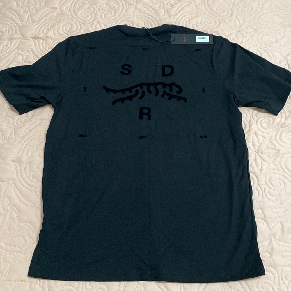 Men’s Sun Day Red shirt